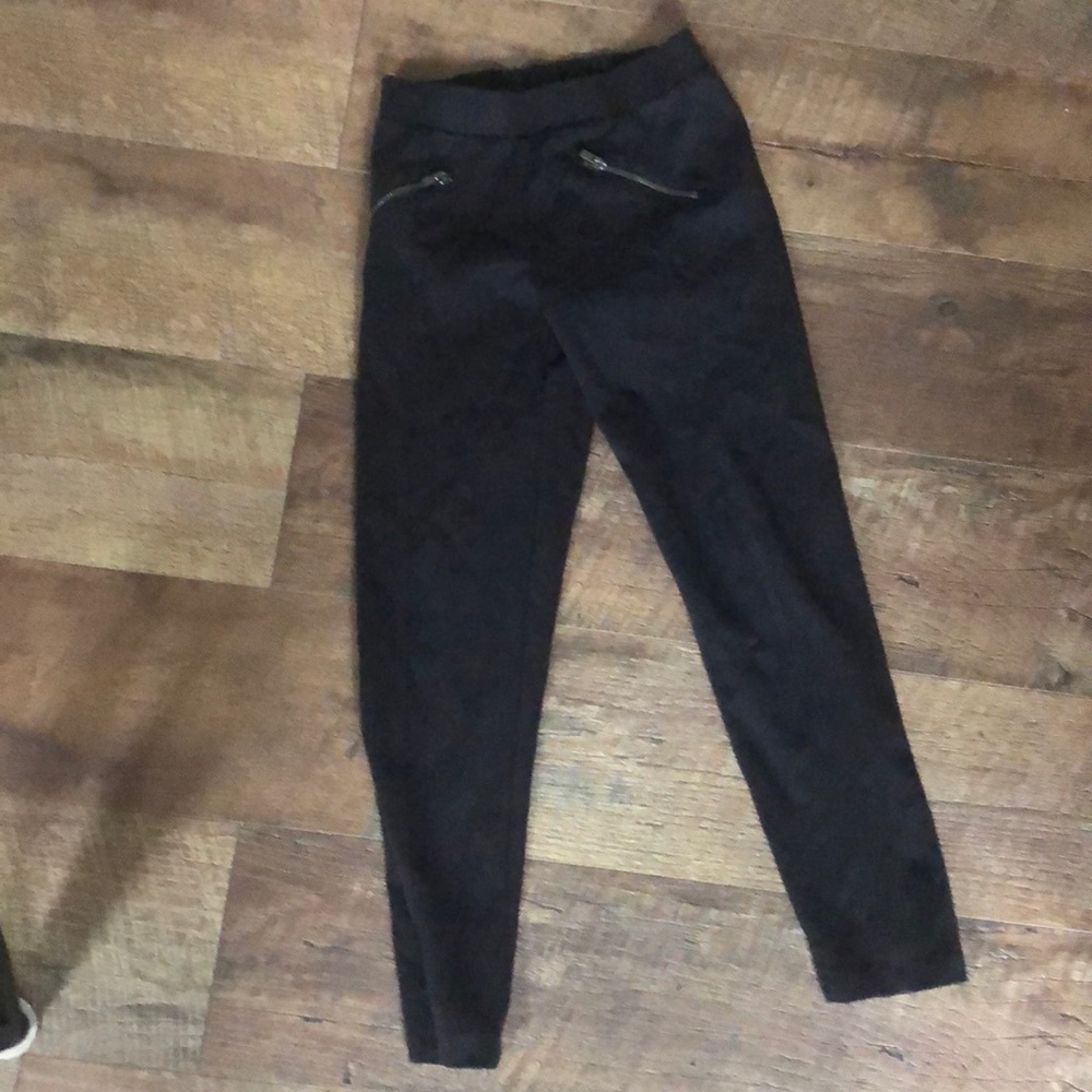 Old Navy size 8 black leggings